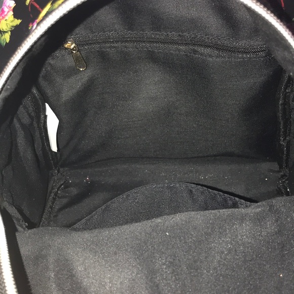 Mini Backpack - Picture 4 of 6